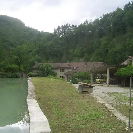 Κατάλυμα σε φάρμα Mulino Di Culmolle Raggio